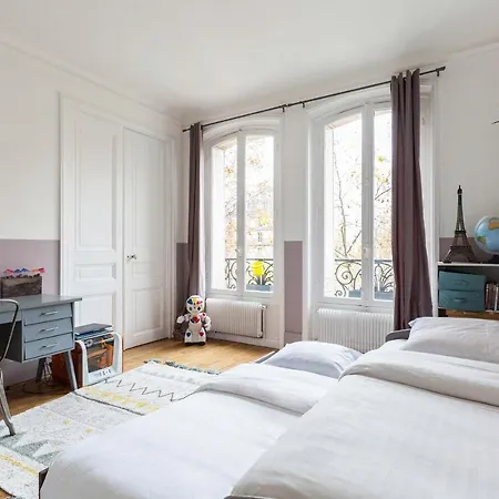 Sophistication By Square De Batignolles * باريس